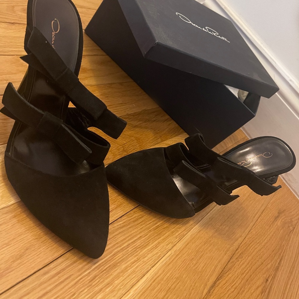 Oscar de la Renta suede pointy toe pumps